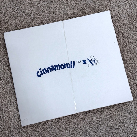 Sanrio YRU Cinnamoroll Blue and White Cloud Booties - Picture 4 of 5